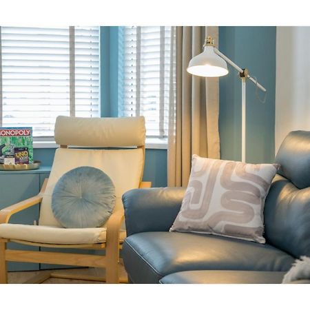 Central Belfast Apartments Chic Luxe R&R Екстериор снимка
