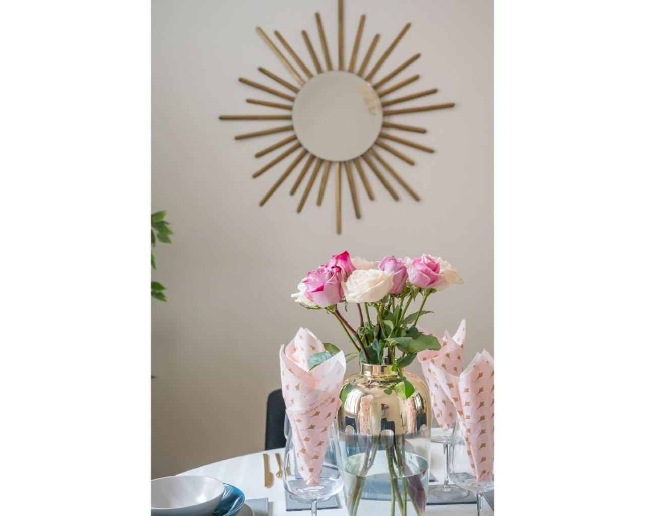 Central Belfast Apartments Chic Luxe R&R Екстериор снимка